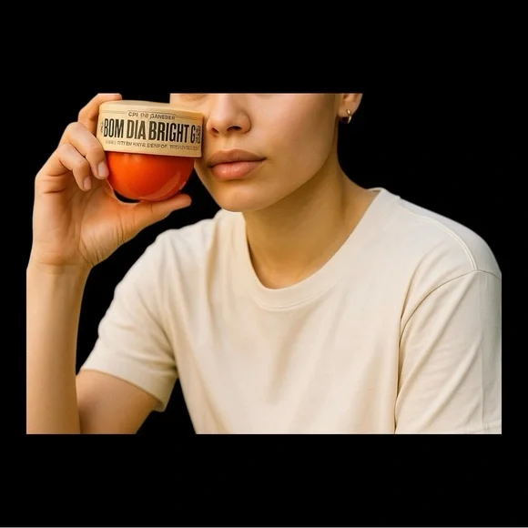 Sol de Janeiro Bom Dia Bright Cream - Orange and Cream - Picture 3 of 3